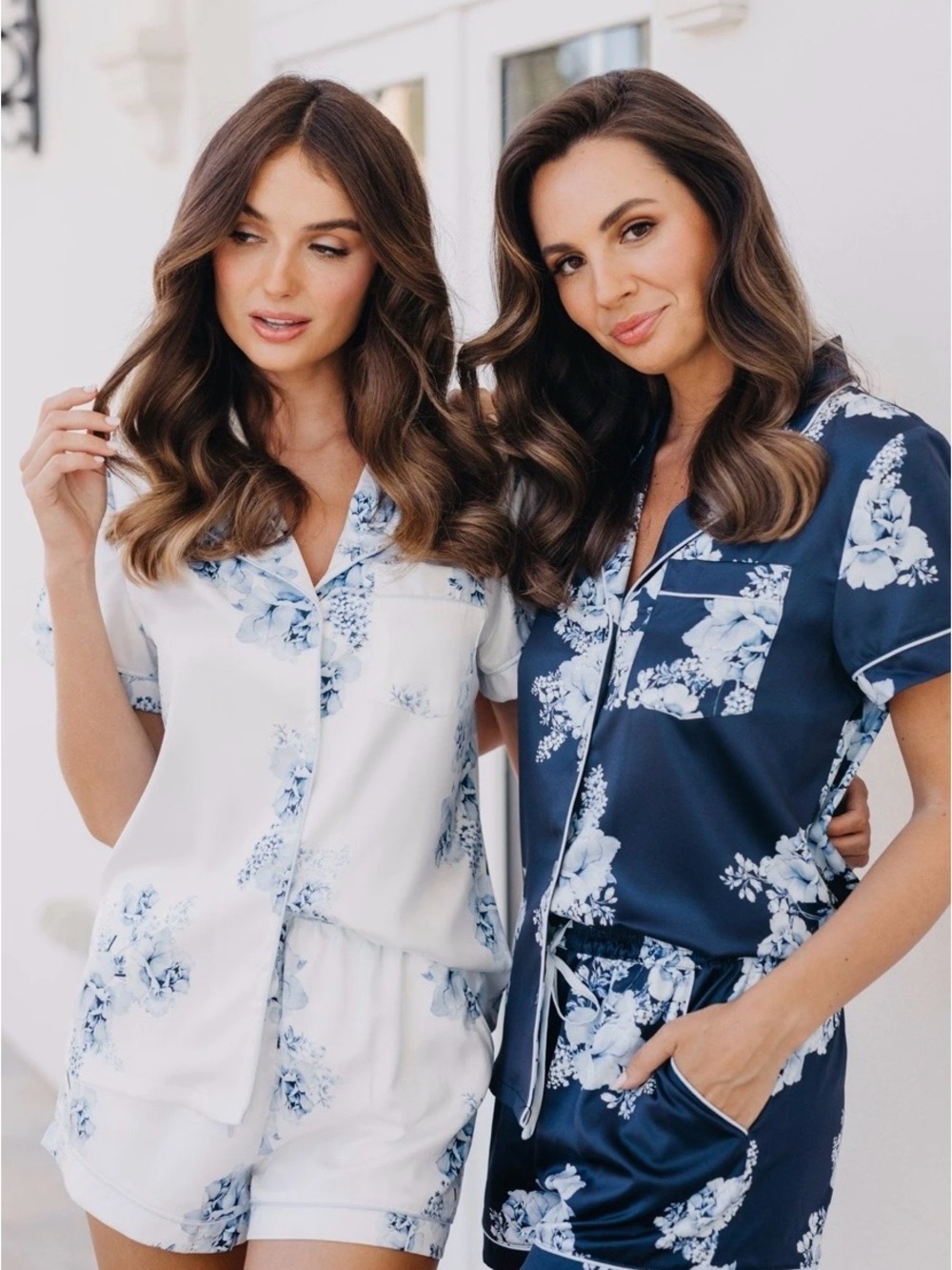 Le Rose Women's Blue Floral Satin Short Pajama Set - Matching Top & Shorts